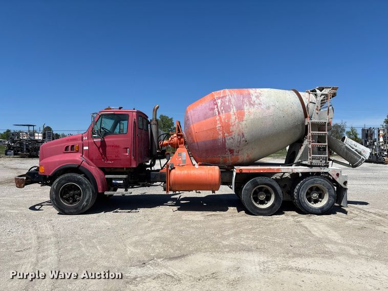 image for item FC5594 1998 Ford LT8513 ready mix truck