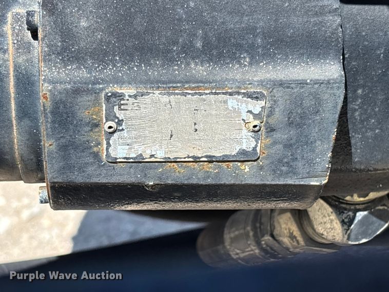 image for item FC5594 1998 Ford LT8513 ready mix truck