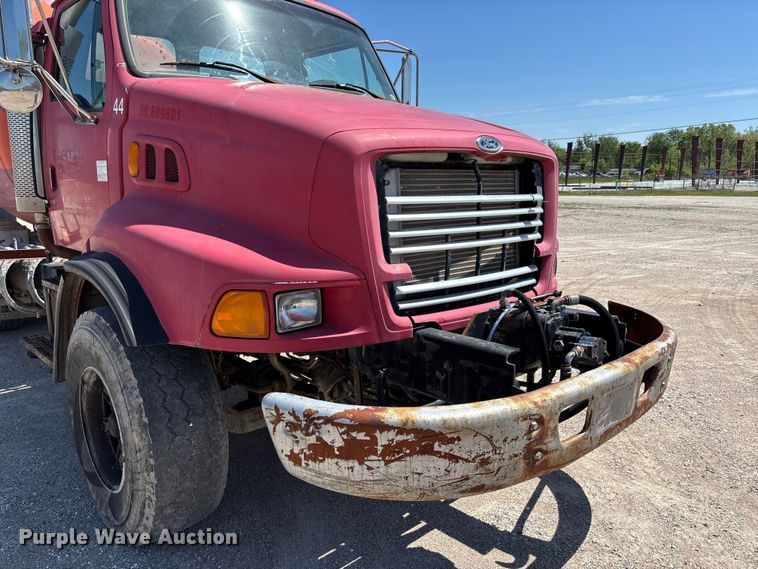 image for item FC5594 1998 Ford LT8513 ready mix truck
