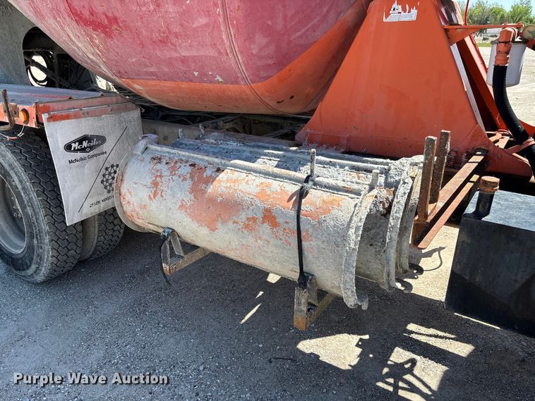 image for item FC5594 1998 Ford LT8513 ready mix truck