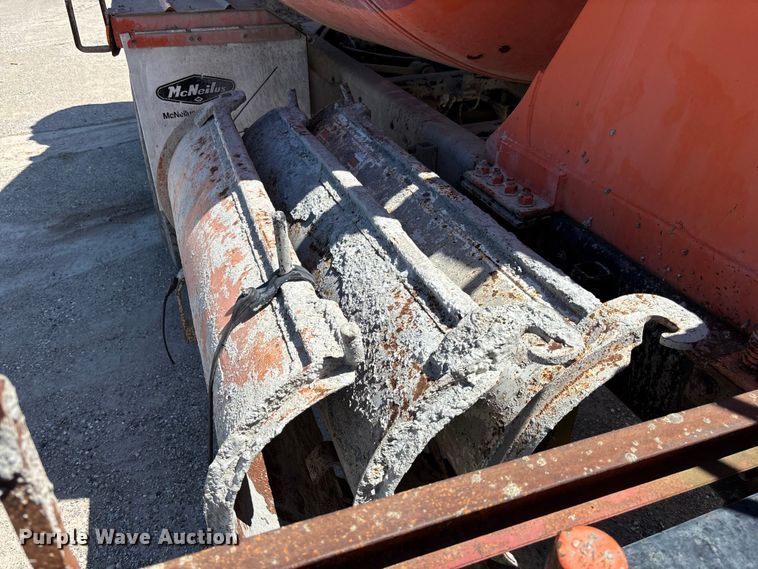 image for item FC5594 1998 Ford LT8513 ready mix truck