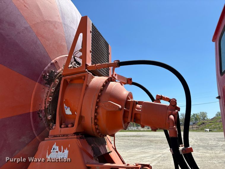 image for item FC5594 1998 Ford LT8513 ready mix truck