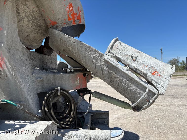 image for item FC5594 1998 Ford LT8513 ready mix truck