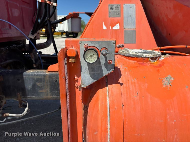 image for item FC5594 1998 Ford LT8513 ready mix truck