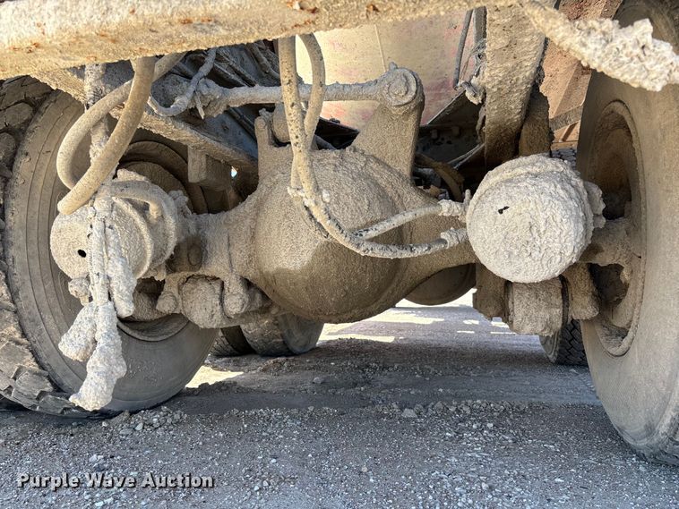 image for item FC5594 1998 Ford LT8513 ready mix truck