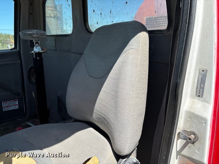 image for item FC5594 1998 Ford LT8513 ready mix truck