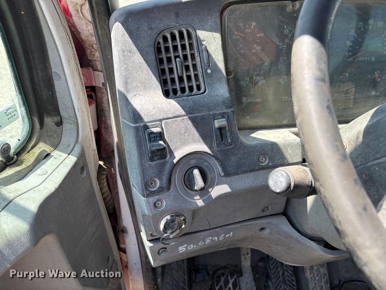 image for item FC5594 1998 Ford LT8513 ready mix truck