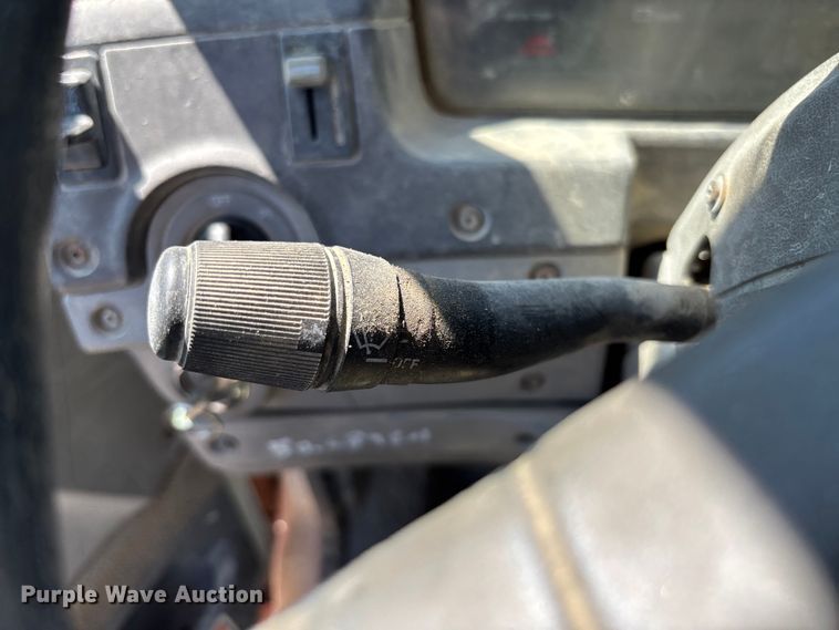 image for item FC5594 1998 Ford LT8513 ready mix truck