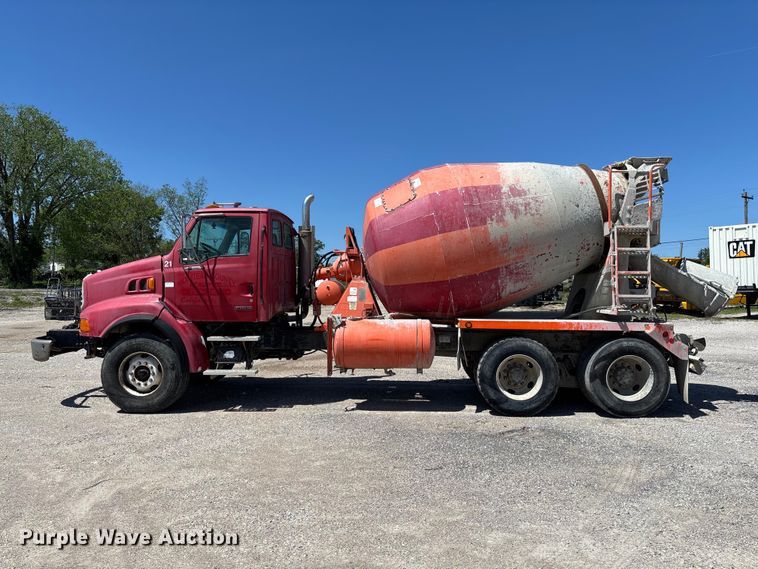 image for item FC5595 2001 Sterling L8500 ready mix truck