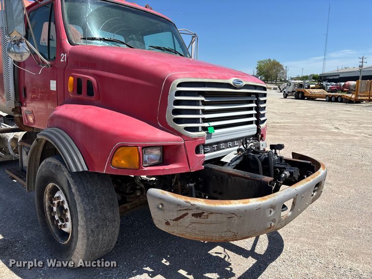image for item FC5595 2001 Sterling L8500 ready mix truck