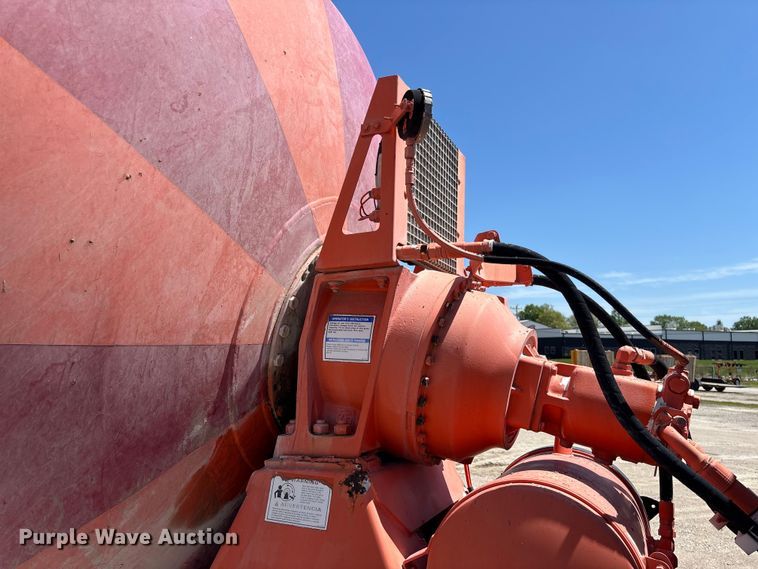 image for item FC5595 2001 Sterling L8500 ready mix truck
