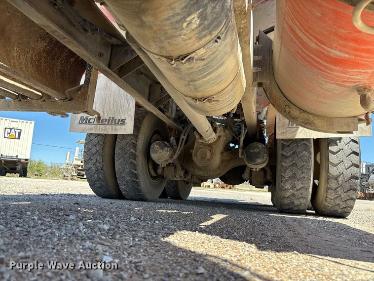 image for item FC5595 2001 Sterling L8500 ready mix truck