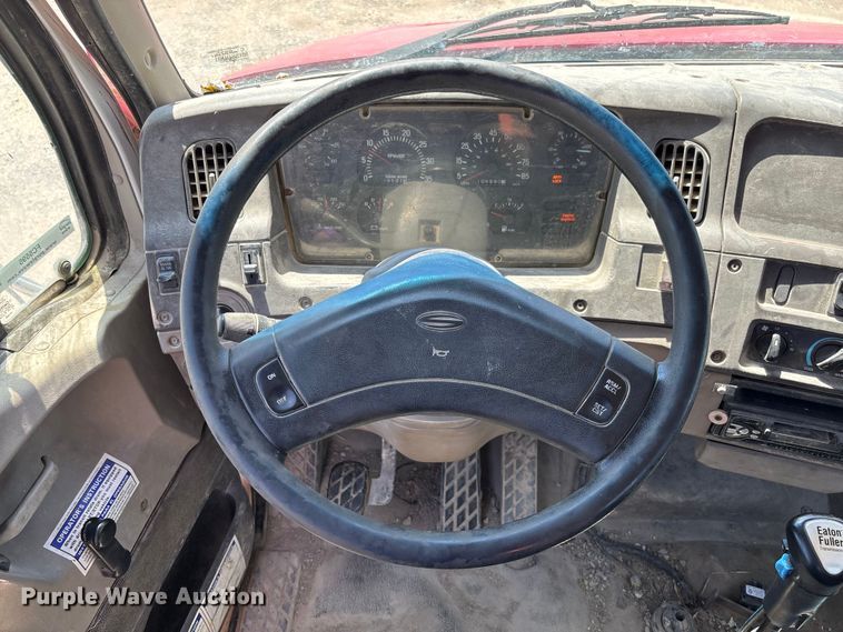 image for item FC5595 2001 Sterling L8500 ready mix truck