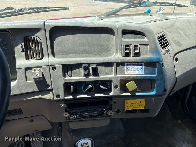 image for item FC5595 2001 Sterling L8500 ready mix truck