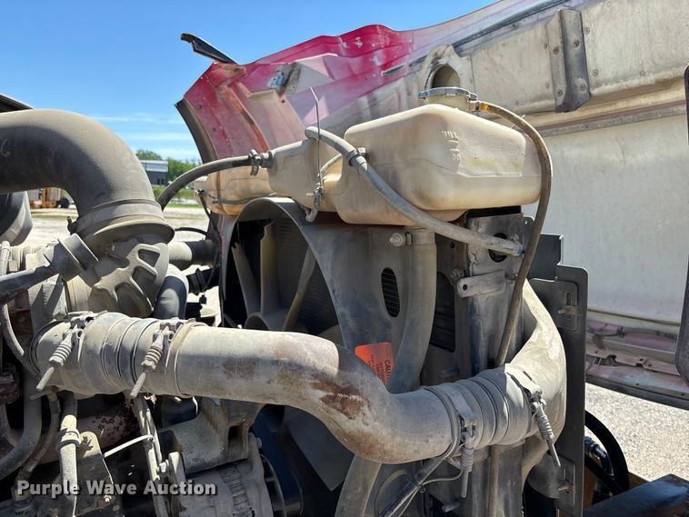 image for item FC5595 2001 Sterling L8500 ready mix truck
