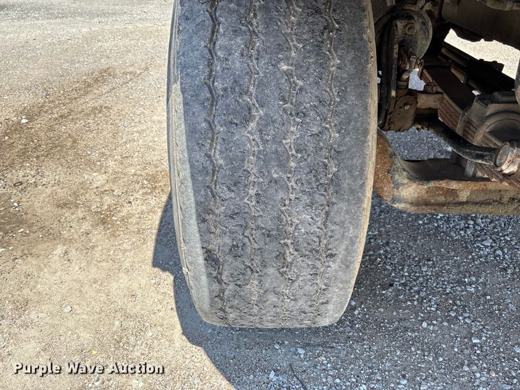 image for item FC5595 2001 Sterling L8500 ready mix truck