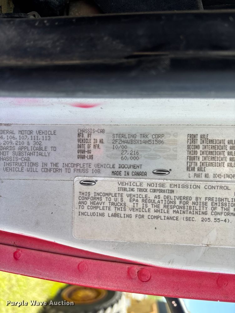 image for item FC5595 2001 Sterling L8500 ready mix truck