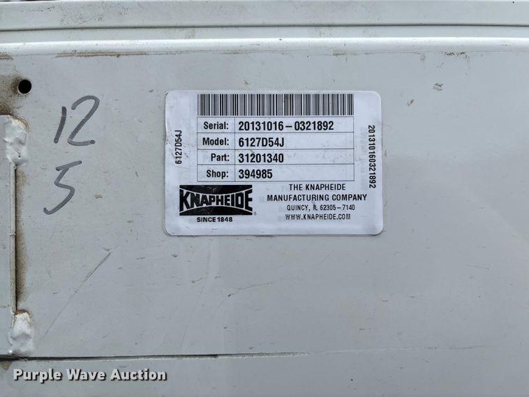 image for item FC5600 2014 Kenworth T400 bucket truck