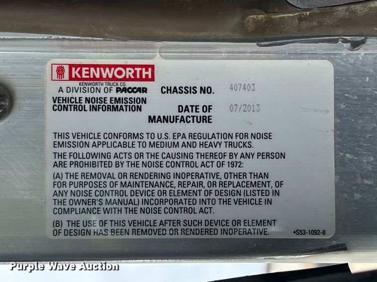 image for item FC5600 2014 Kenworth T400 bucket truck