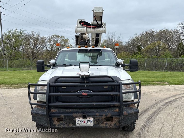 image for item FC5601 2016 Ford F550 Super Duty XL bucket truck
