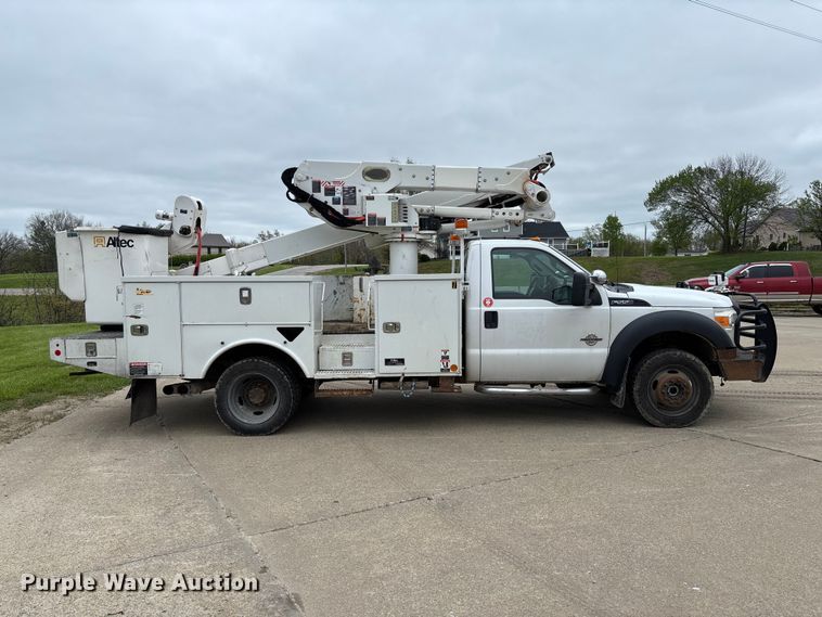 image for item FC5601 2016 Ford F550 Super Duty XL bucket truck