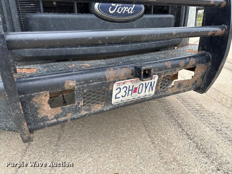 image for item FC5601 2016 Ford F550 Super Duty XL bucket truck