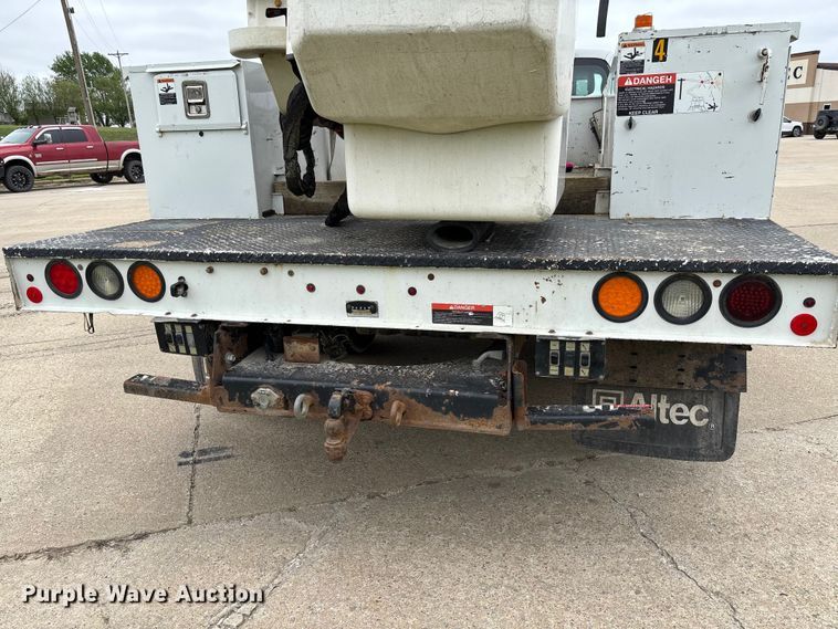 image for item FC5601 2016 Ford F550 Super Duty XL bucket truck