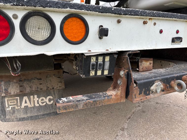 image for item FC5601 2016 Ford F550 Super Duty XL bucket truck