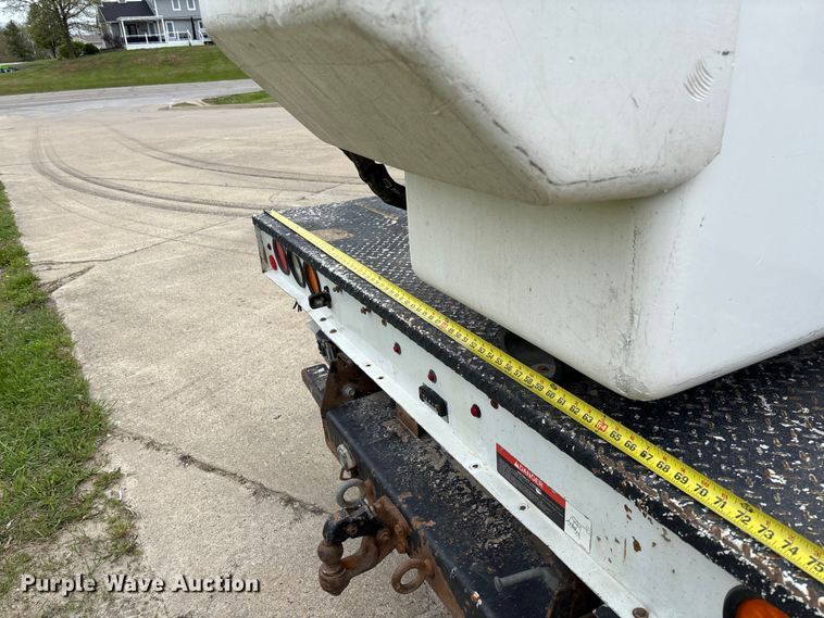 image for item FC5601 2016 Ford F550 Super Duty XL bucket truck