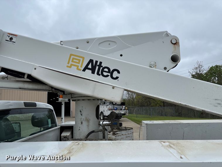 image for item FC5601 2016 Ford F550 Super Duty XL bucket truck