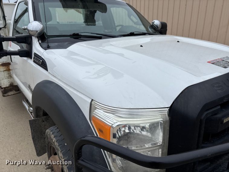 image for item FC5601 2016 Ford F550 Super Duty XL bucket truck