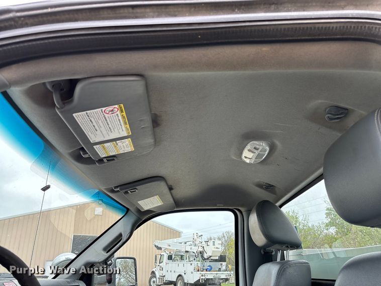 image for item FC5601 2016 Ford F550 Super Duty XL bucket truck