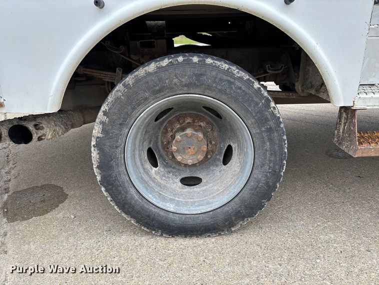 image for item FC5601 2016 Ford F550 Super Duty XL bucket truck