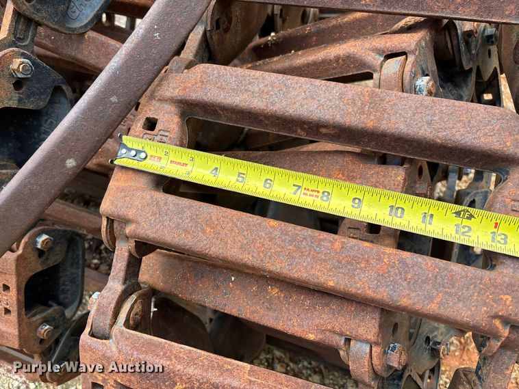image for item FC5675 Grouser over the tire tracks