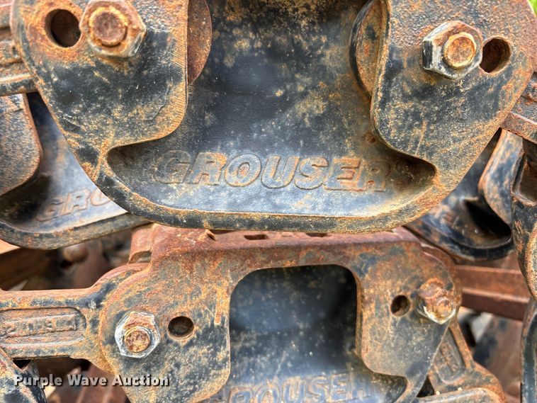 image for item FC5675 Grouser over the tire tracks