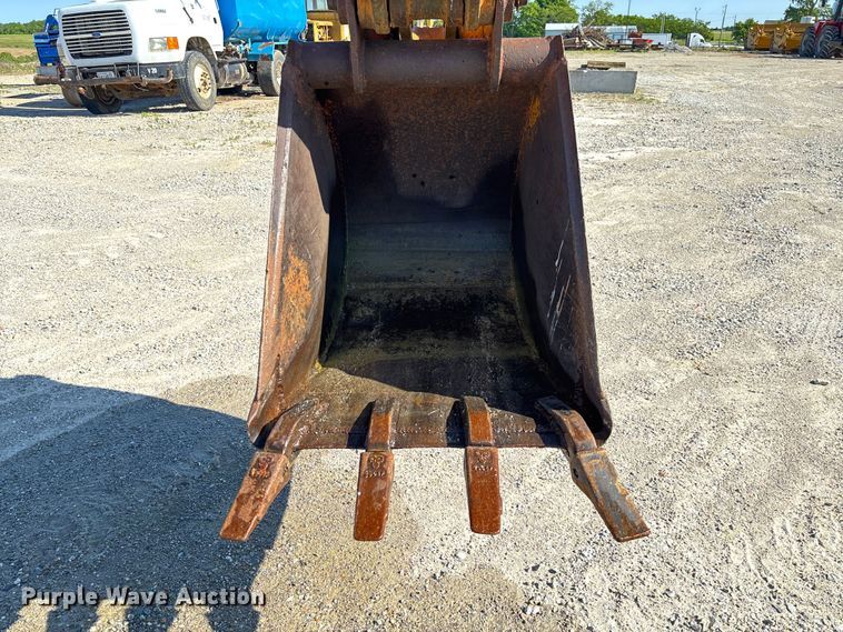 image for item FC5713 1994 Case 580 Super K Backhoe