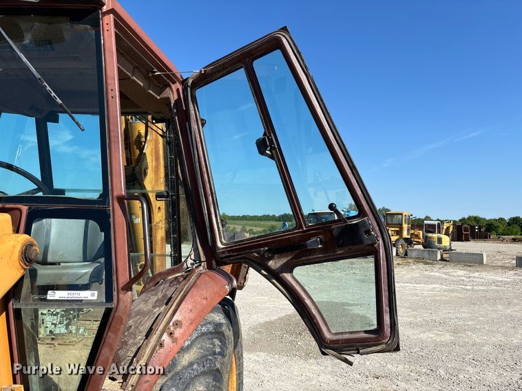 image for item FC5713 1994 Case 580 Super K Backhoe