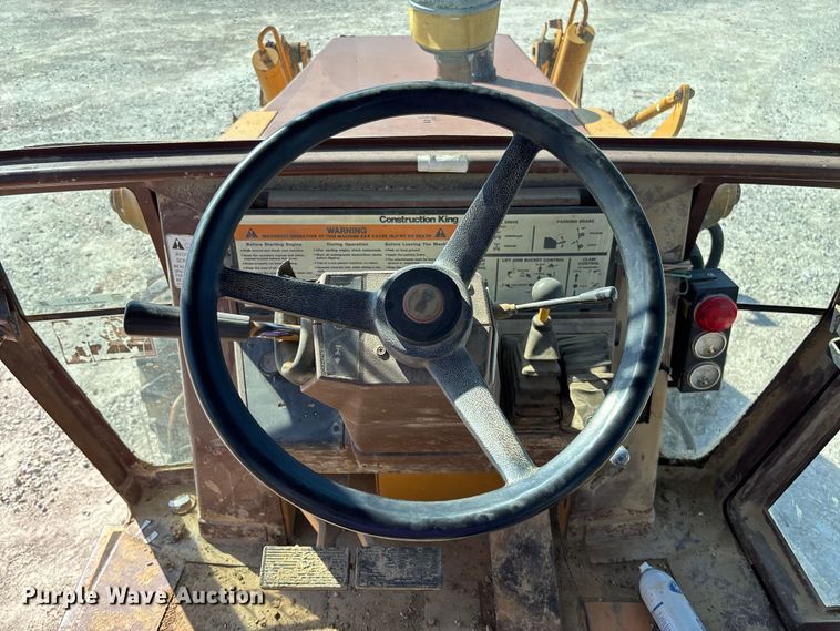 image for item FC5713 1994 Case 580 Super K Backhoe