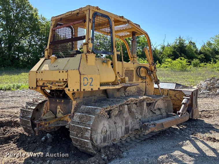 image for item FC5714 1989 Komatsu D53A-17 dozer
