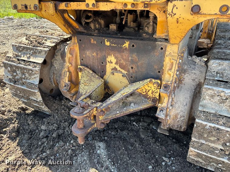 image for item FC5714 1989 Komatsu D53A-17 dozer