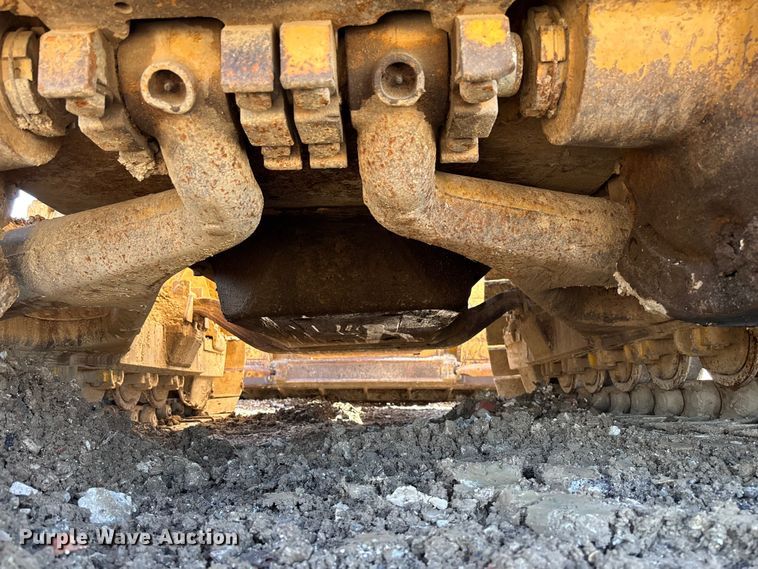image for item FC5714 1989 Komatsu D53A-17 dozer