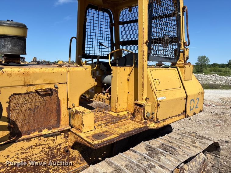 image for item FC5714 1989 Komatsu D53A-17 dozer