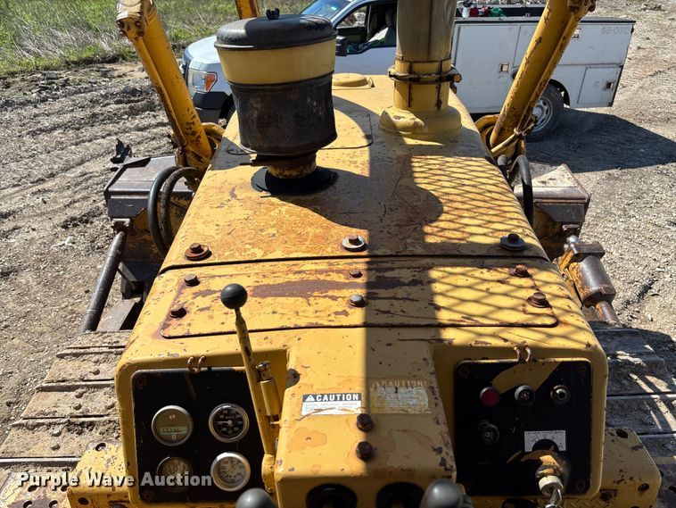 image for item FC5714 1989 Komatsu D53A-17 dozer