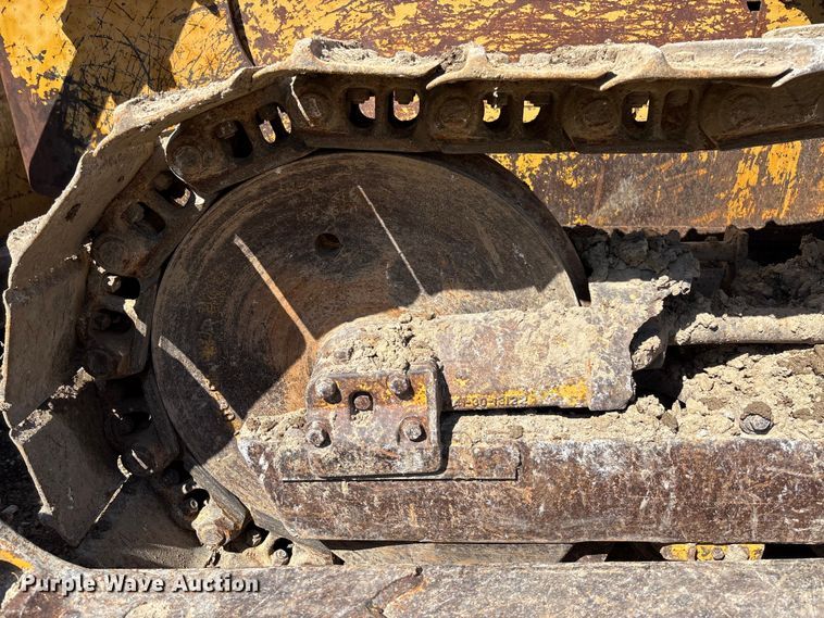 image for item FC5714 1989 Komatsu D53A-17 dozer