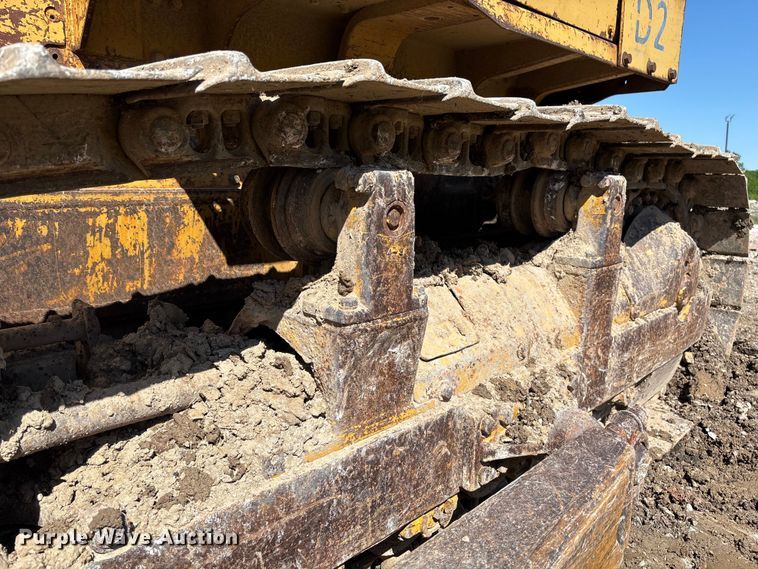 image for item FC5714 1989 Komatsu D53A-17 dozer