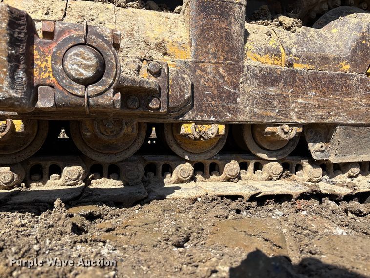 image for item FC5714 1989 Komatsu D53A-17 dozer