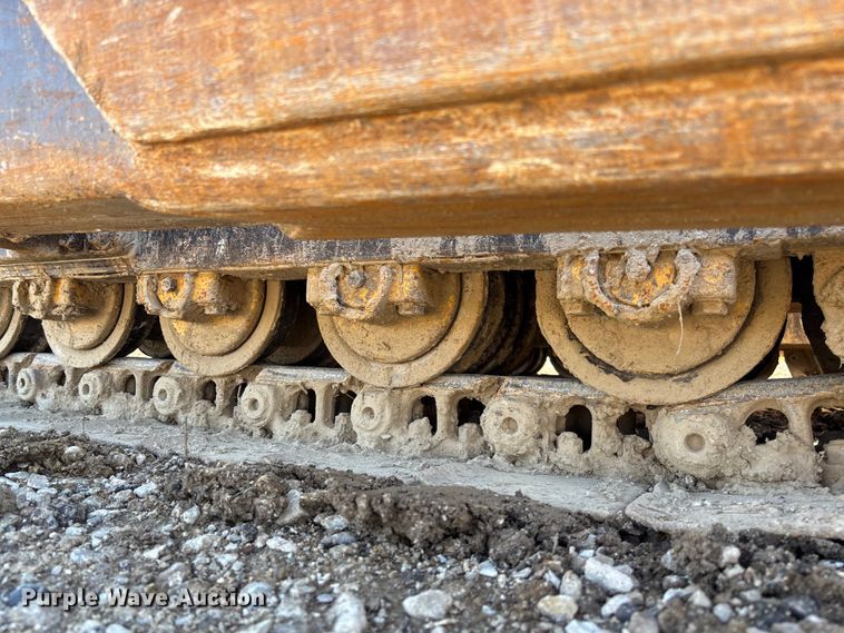 image for item FC5714 1989 Komatsu D53A-17 dozer