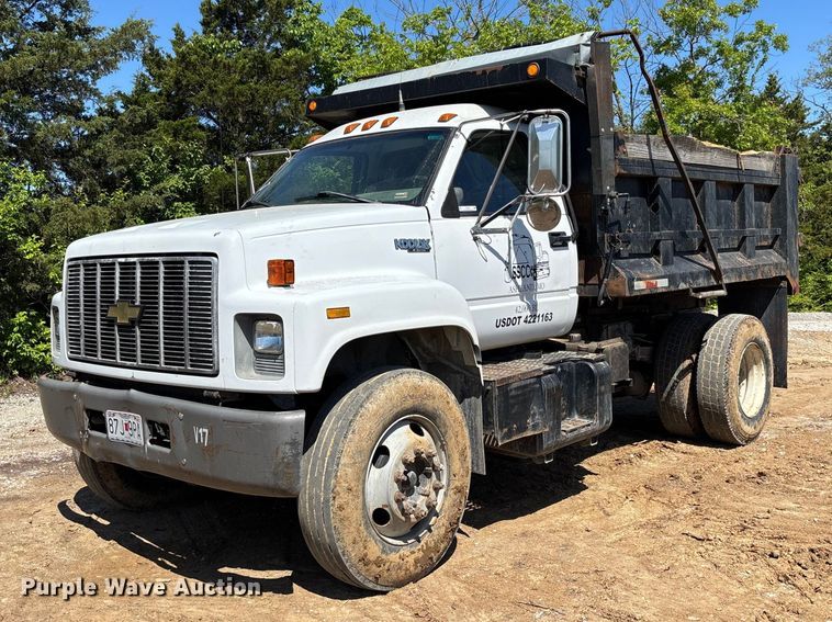 image for item FC5715 1996 Chevrolet C7 dump truck