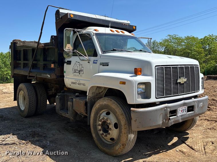 image for item FC5715 1996 Chevrolet C7 dump truck