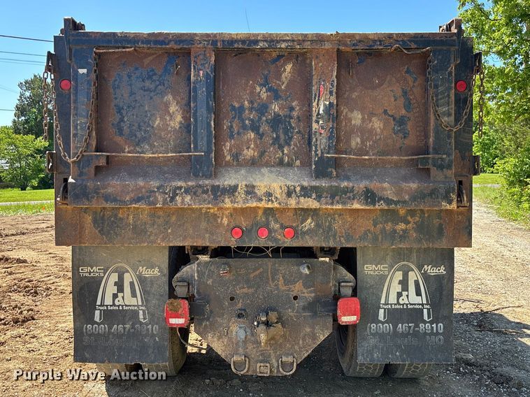 image for item FC5715 1996 Chevrolet C7 dump truck